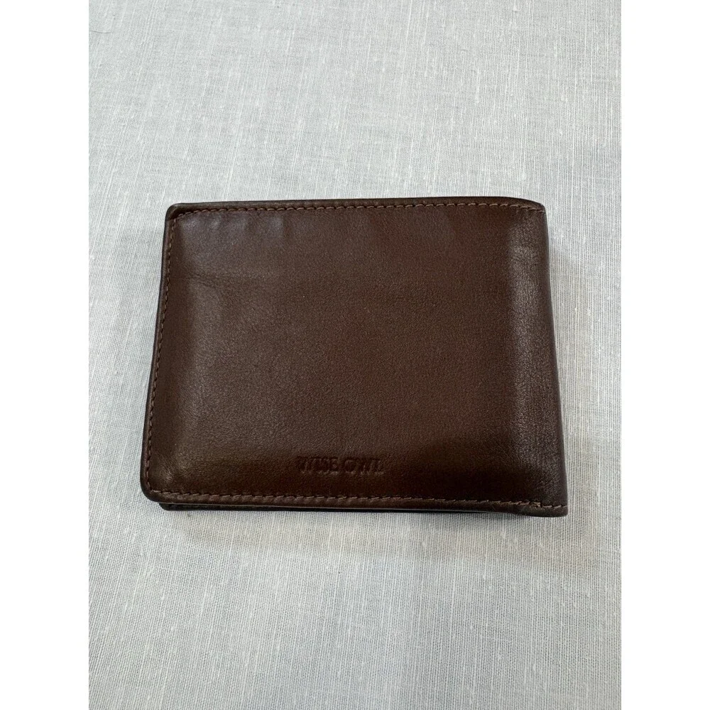 Wise Owl Men’s Brown Leather Pocket Bifold RFID Wallet